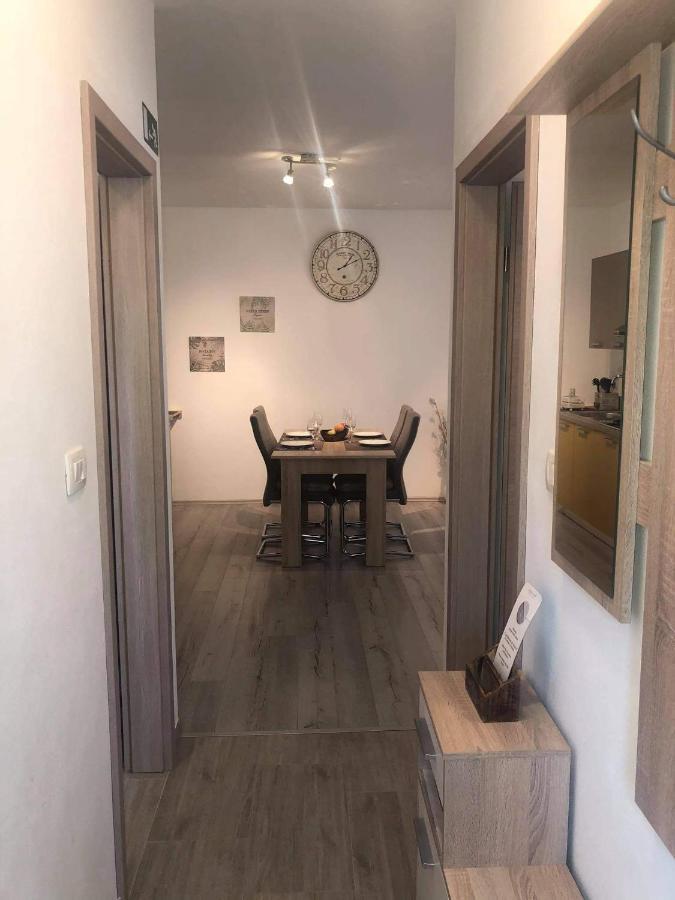 Apartmani Dokic Bale Eksteriør bilde