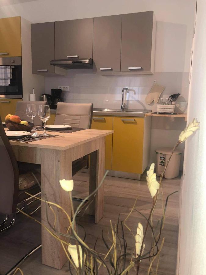 Apartmani Dokic Bale Eksteriør bilde